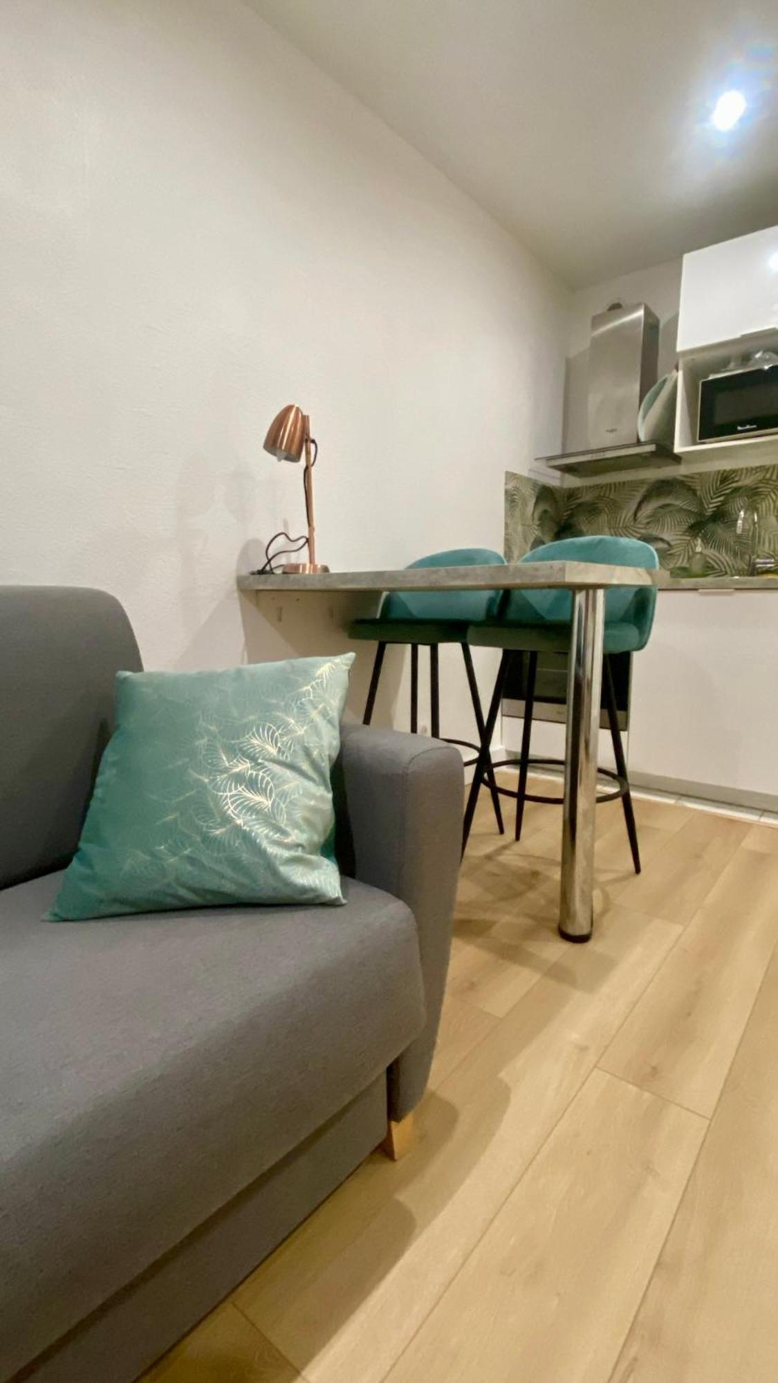 Appartement Bricka - 200m To The Beach, Parking, Clim, Terrace *