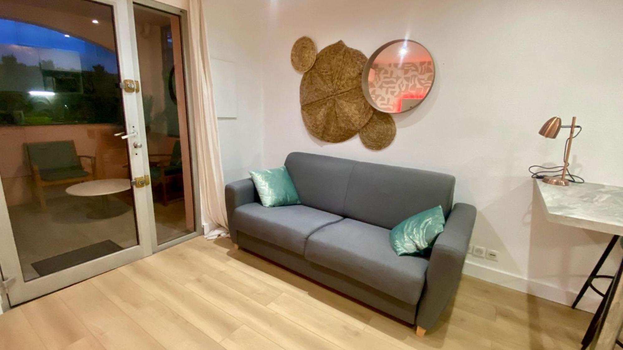 Appartement Bricka - 200m To The Beach, Parking, Clim, Terrace