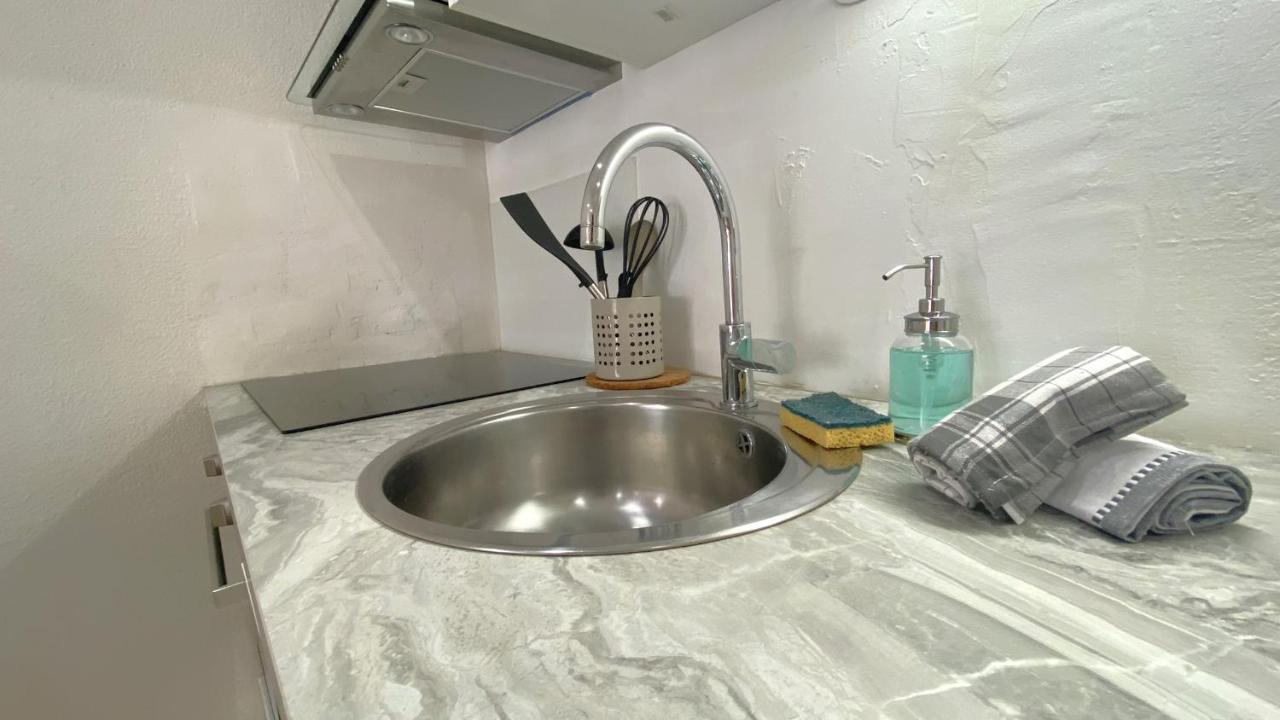Appartamento Bricka - 200m To The Beach, Parking, Clim, Terrace